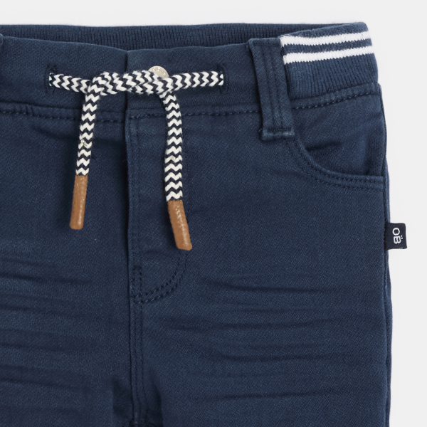 بنطال جينز من قماش الدنيم باللون الأزرق للأطفال الصغار مع خصر مطاطي